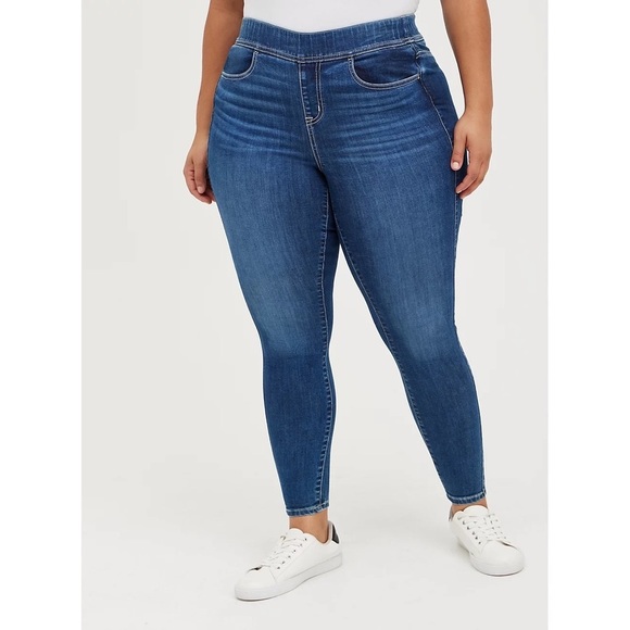 torrid Denim - Torrid Lean Jean - Super Soft Medium Wash